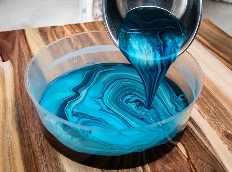 دمای لازم برای خشک شدن رزین و نقش نور خورشید در تسریع آن